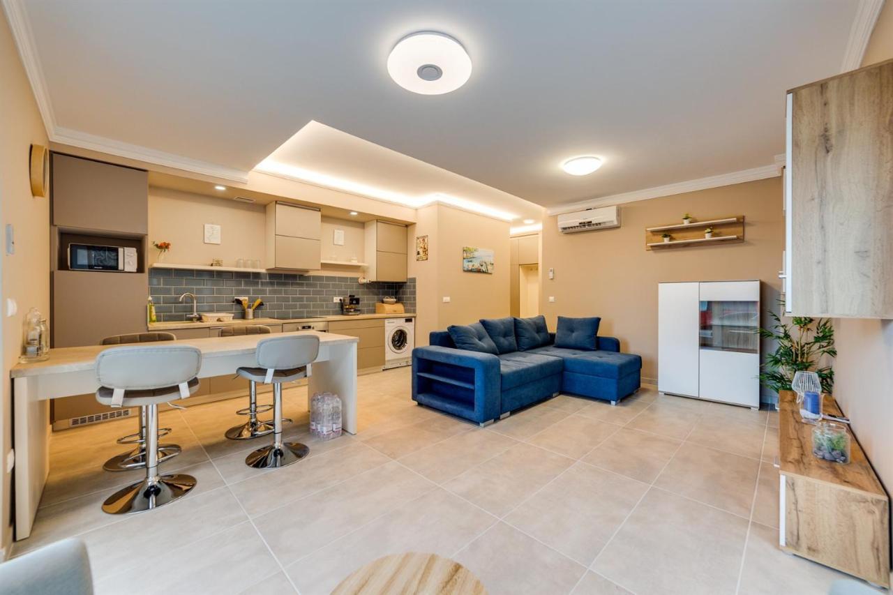 Forest Foeldvar Apartmanok By Bltn Balatonföldvár Dış mekan fotoğraf