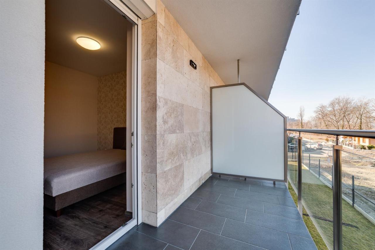Forest Foeldvar Apartmanok By Bltn Balatonföldvár Dış mekan fotoğraf