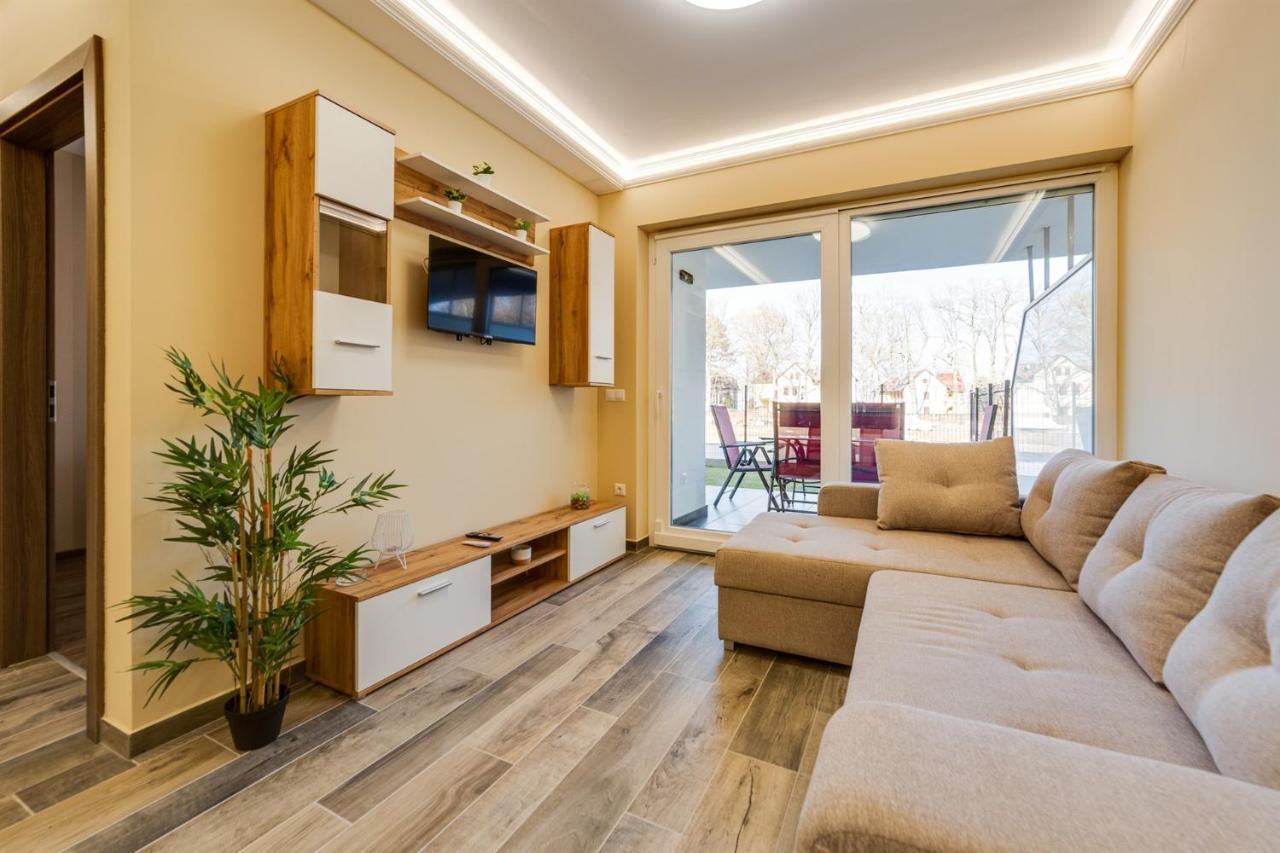 Forest Foeldvar Apartmanok By Bltn Balatonföldvár Dış mekan fotoğraf