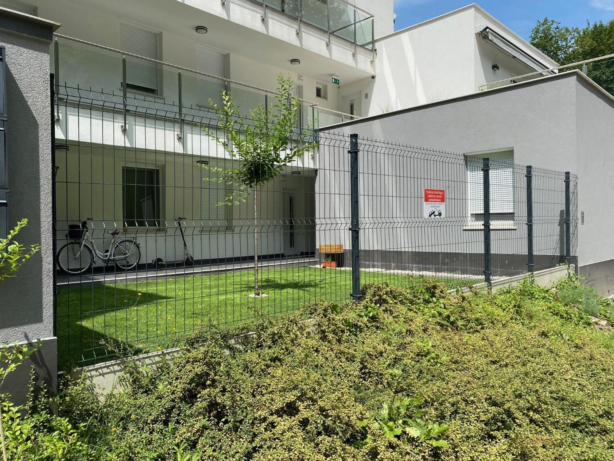 Forest Foeldvar Apartmanok By Bltn Balatonföldvár Dış mekan fotoğraf