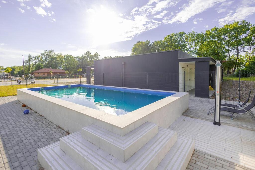 Forest Foeldvar Apartmanok By Bltn Balatonföldvár Dış mekan fotoğraf